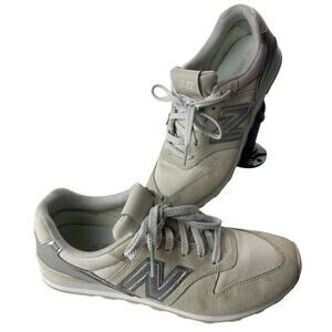 New Balance 996 Women's Shoes - Grey & Silver - Pre-owned